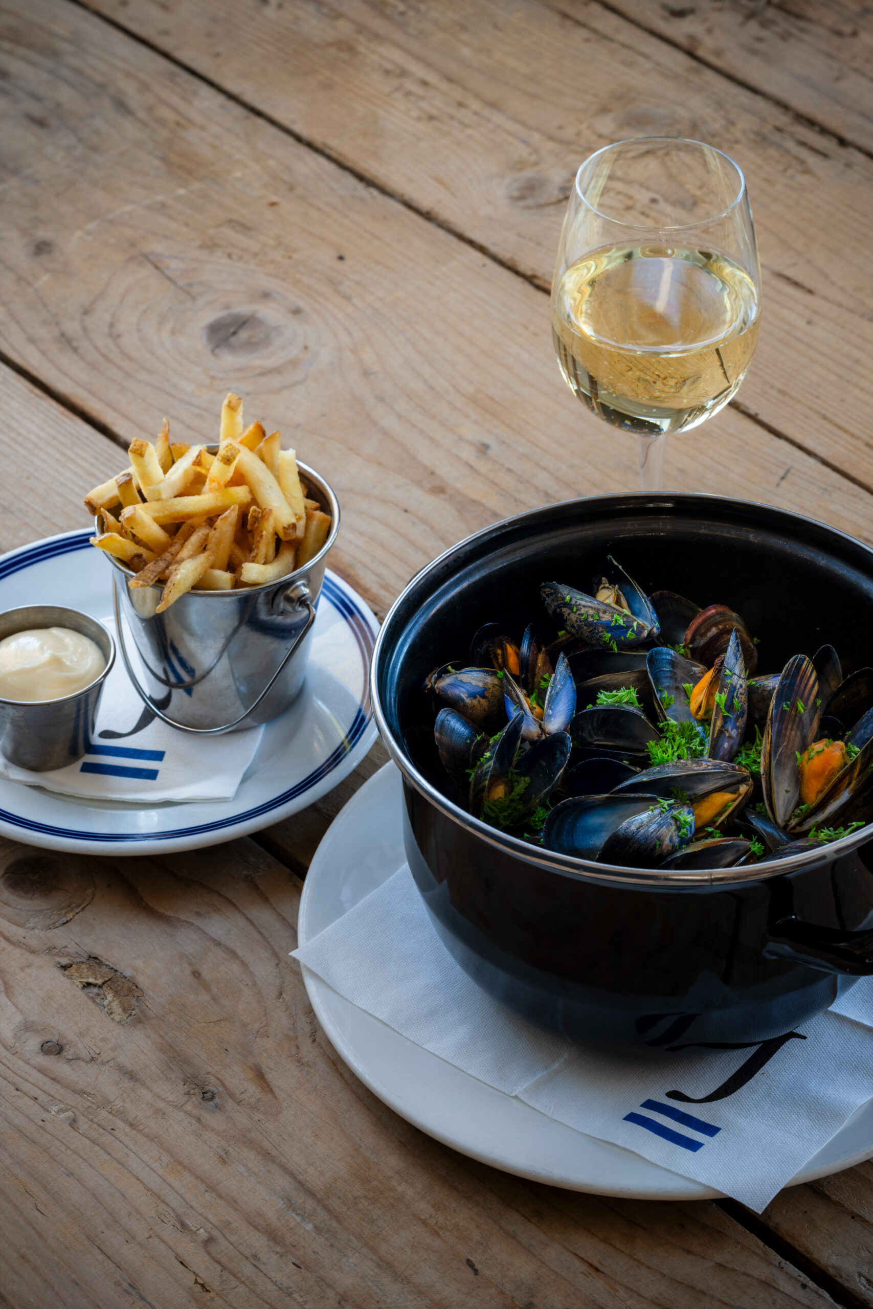 J_240422_3425